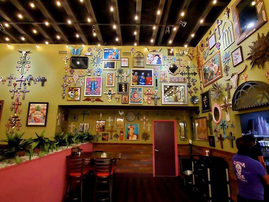 Cantina Louie | restaurant | 10 Palm Harbor Village Way W, Palm Coast, FL 32137, USA | 3865854112 OR +1 386-585-4112