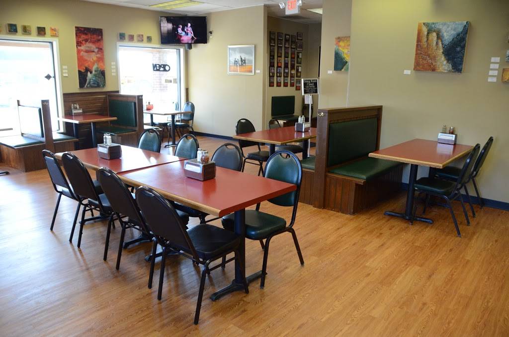 Greenwood Pizza King | meal takeaway | 520 N State Rd 135 s, Greenwood, IN 46142, USA | 3178820340 OR +1 317-882-0340