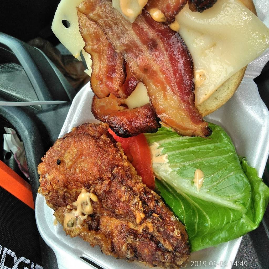 Pollo Tropical | restaurant | 8200 NW 27th Ave, Miami, FL 33147, USA | 3058357233 OR +1 305-835-7233