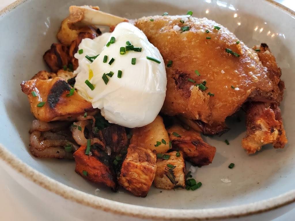 Bistro Shirlee | restaurant | 3600 NE 45th St, Seattle, WA 98105, USA | 2067757050 OR +1 206-775-7050