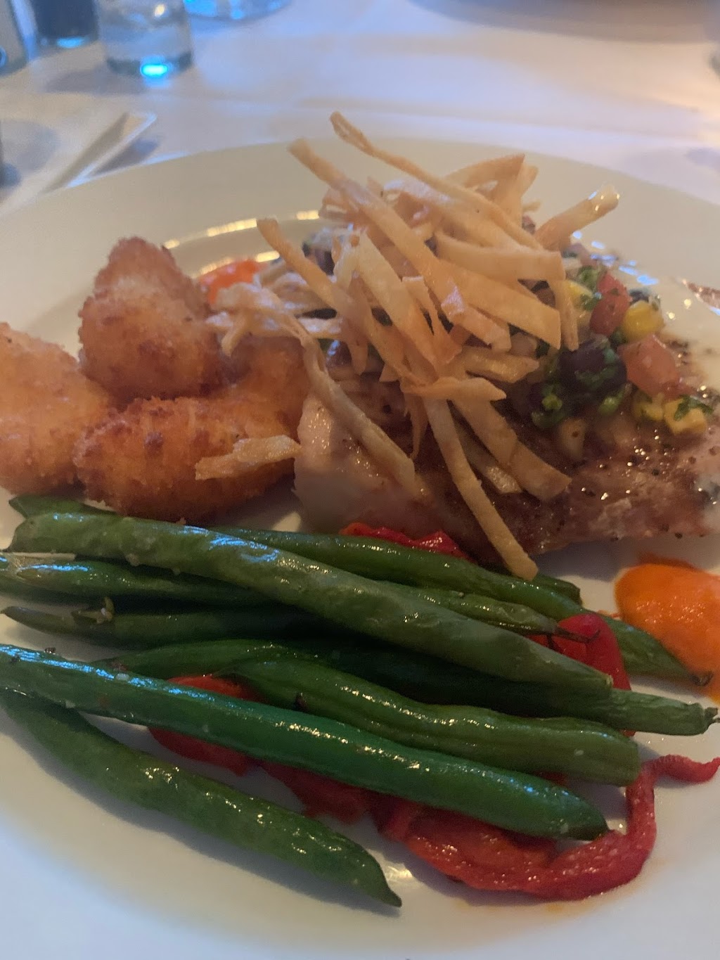 Black Dog Grill | restaurant | 1635 Paris Ave, Port Royal, SC 29935, USA | 8433793664 OR +1 843-379-3664