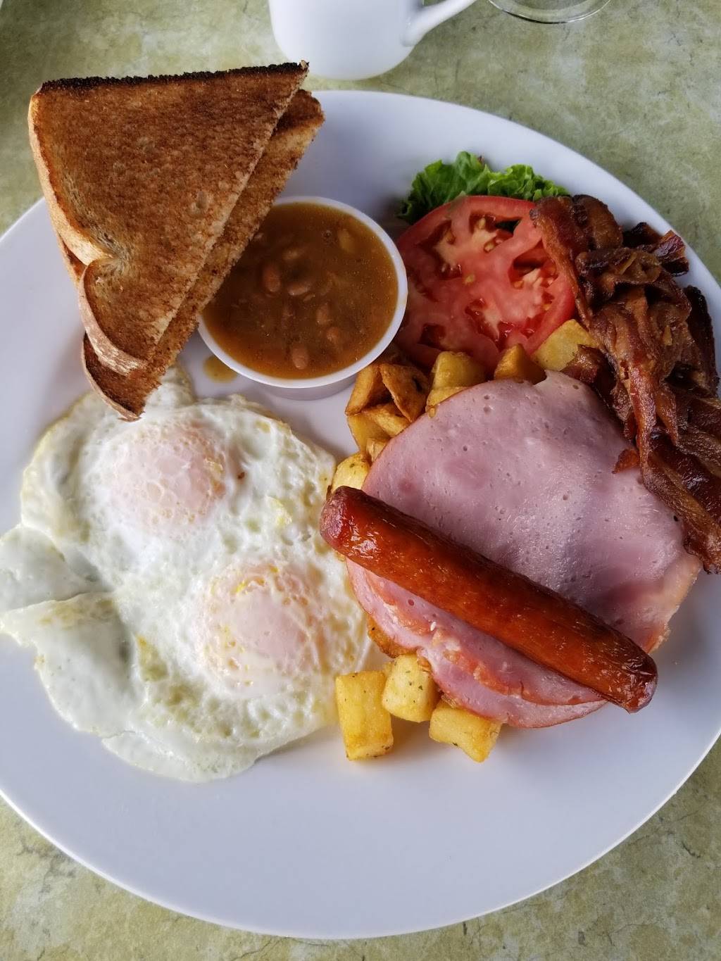 La marina de repentigny | restaurant | 364 Rue Notre-Dame, Repentigny, QC J6A 2S5, Canada | 4505817071 OR +1 450-581-7071