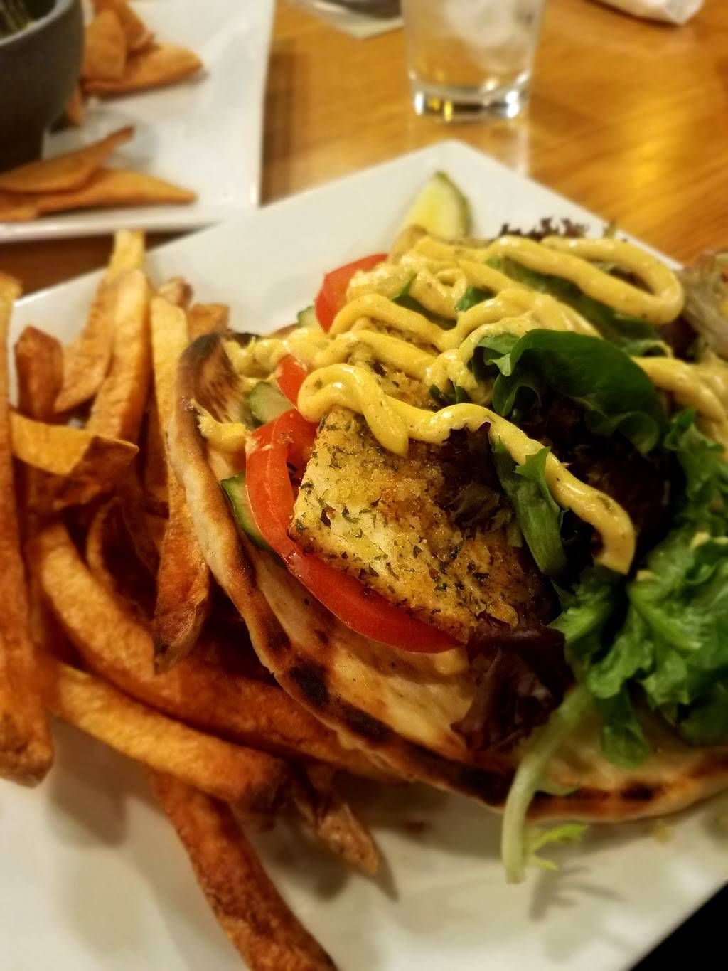 Feed the World Cafe | cafe | 7000 Stadium Dr #201, Kalamazoo, MI 49009, USA | 2693536620 OR +1 269-353-6620