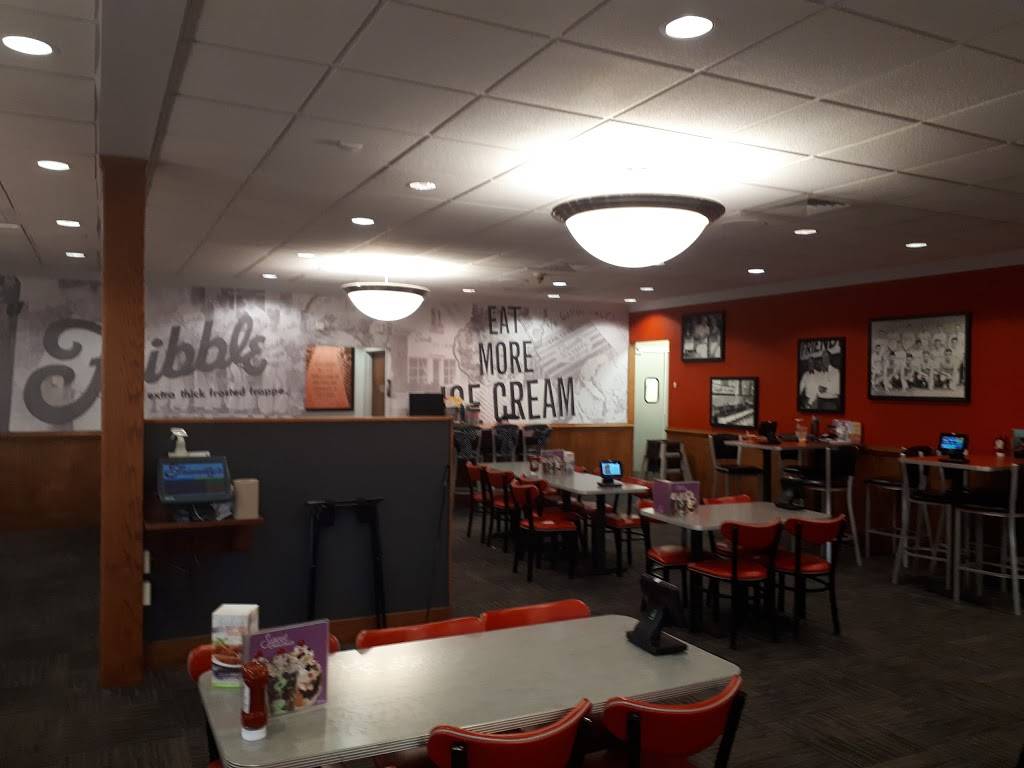 Friendlys | restaurant | 3420 Berlin Turnpike, Newington, CT 06111, USA | 8606665559 OR +1 860-666-5559