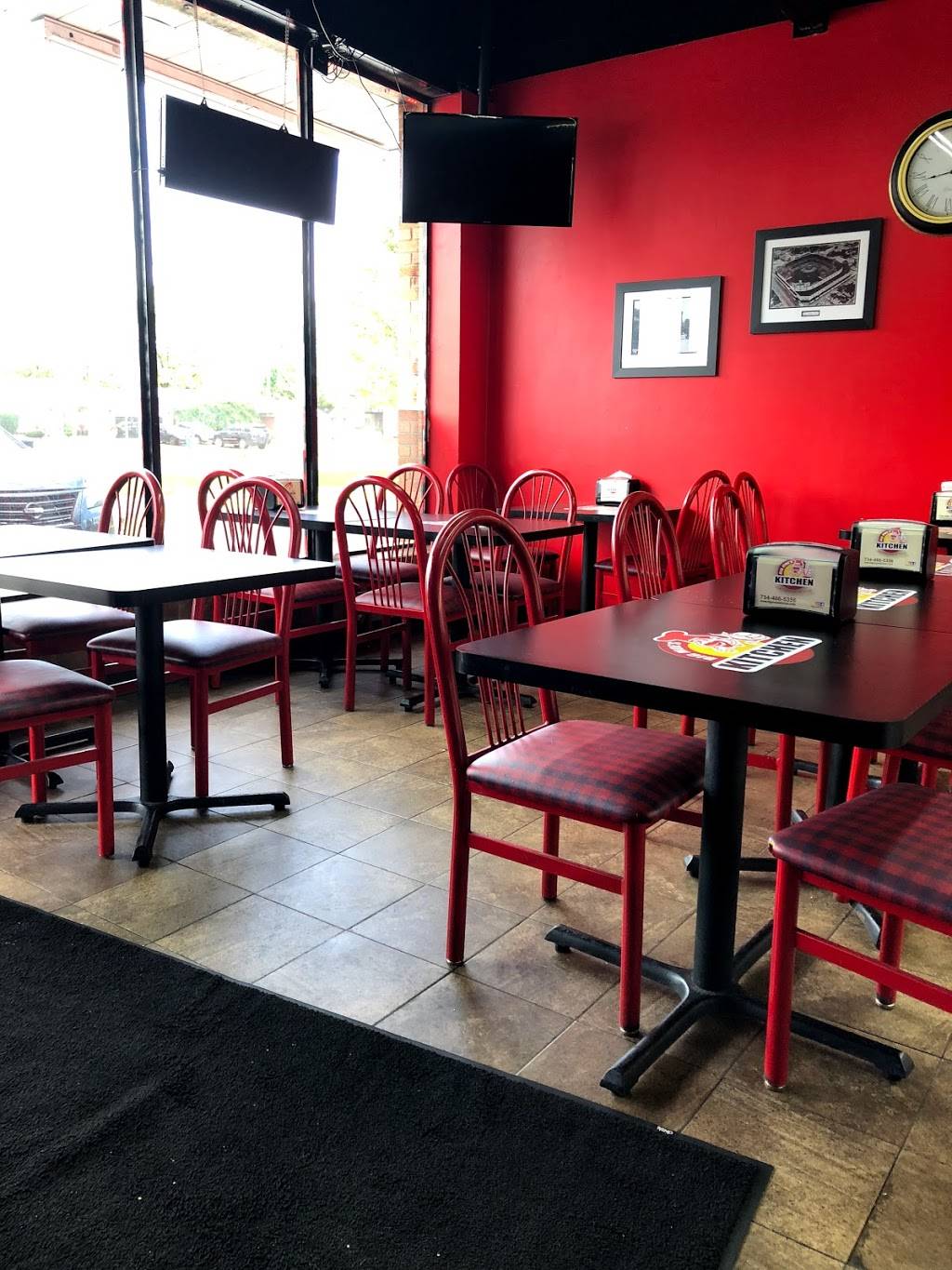 Big Moes Kitchen | restaurant | 673 Inkster Rd, Garden City, MI 48135, USA | 7344665356 OR +1 734-466-5356