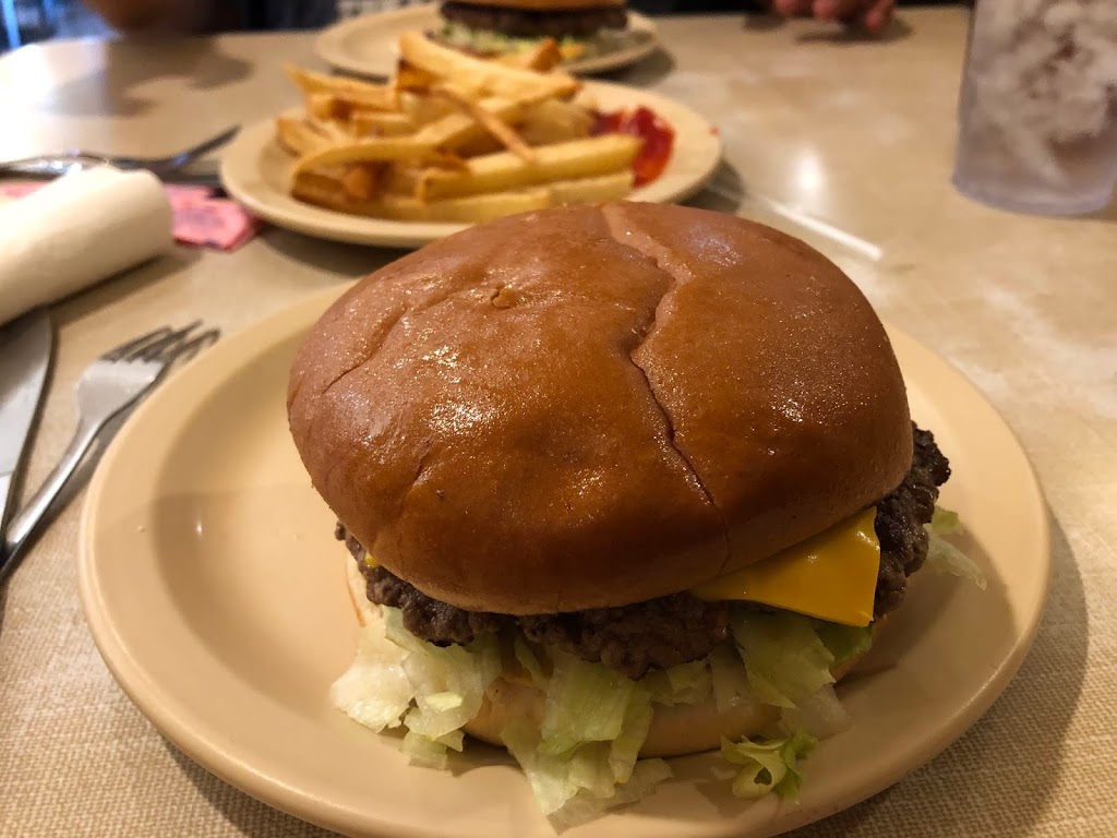 Steak House Cafe | restaurant | 1 E Broadway St, Tatum, NM 88267, USA | 5753989533 OR +1 575-398-9533