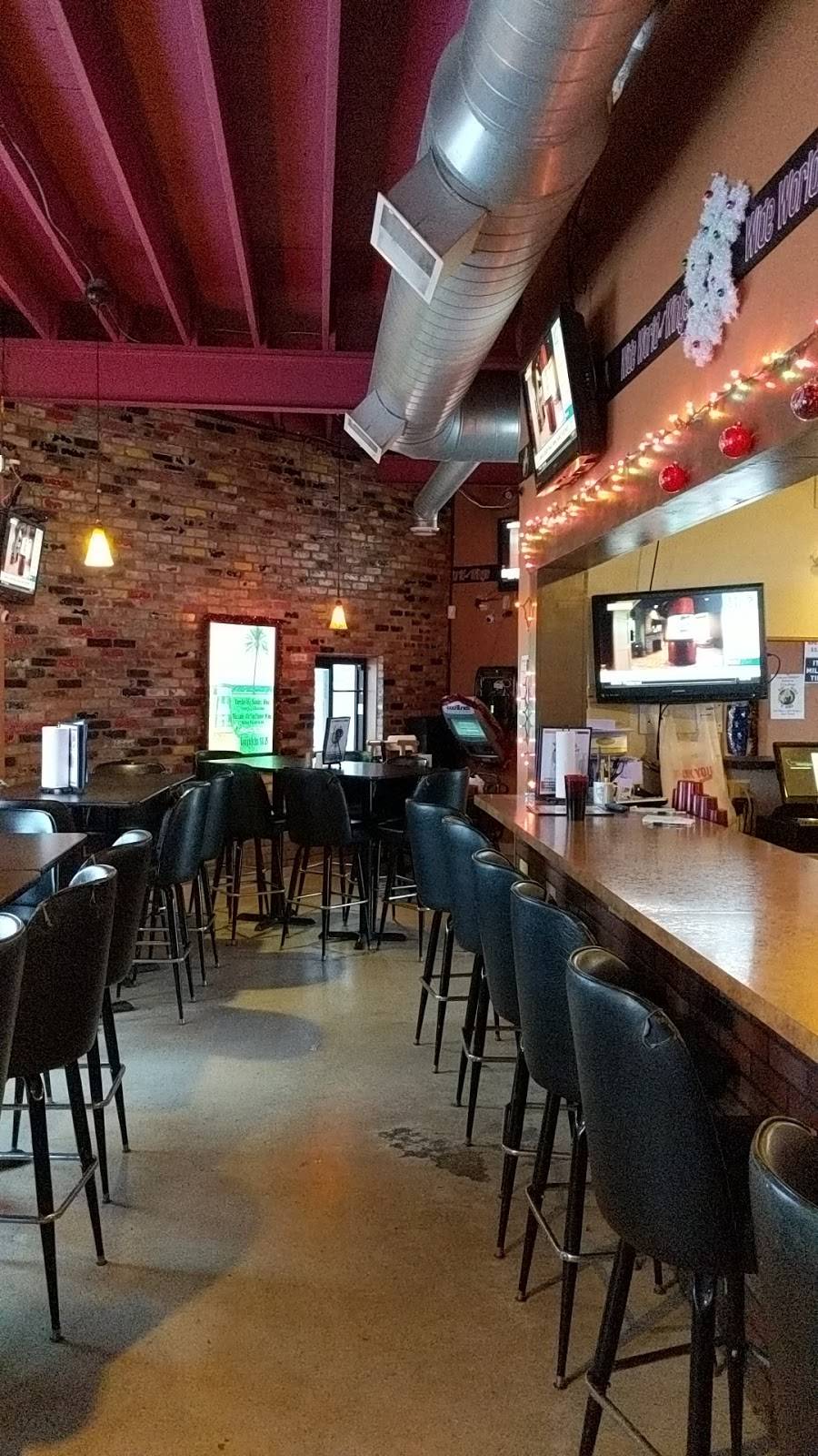 Wide World of Wings | restaurant | 5729 Tower Ave, Superior, WI 54880, USA | 7153921342 OR +1 715-392-1342