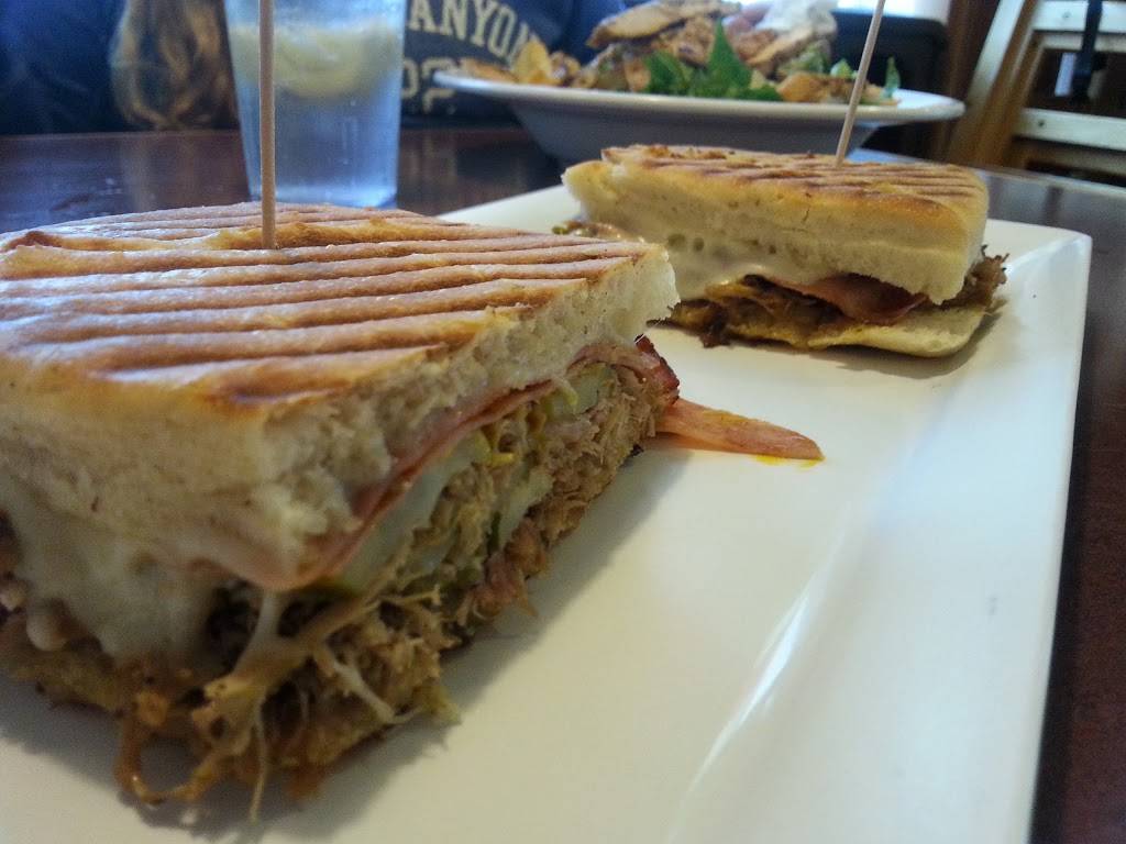 Toscos Pizza & Restaurant | restaurant | 824 Main St, Pennsburg, PA 18073, USA | 2156790650 OR +1 215-679-0650