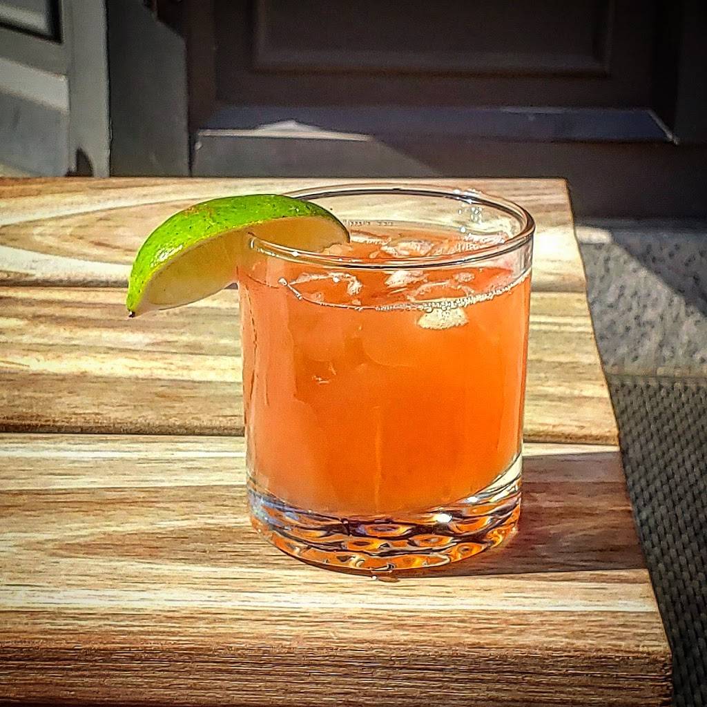 Red Light | restaurant | 1401 R St NW, Washington, DC 20009, USA | 2022340400 OR +1 202-234-0400