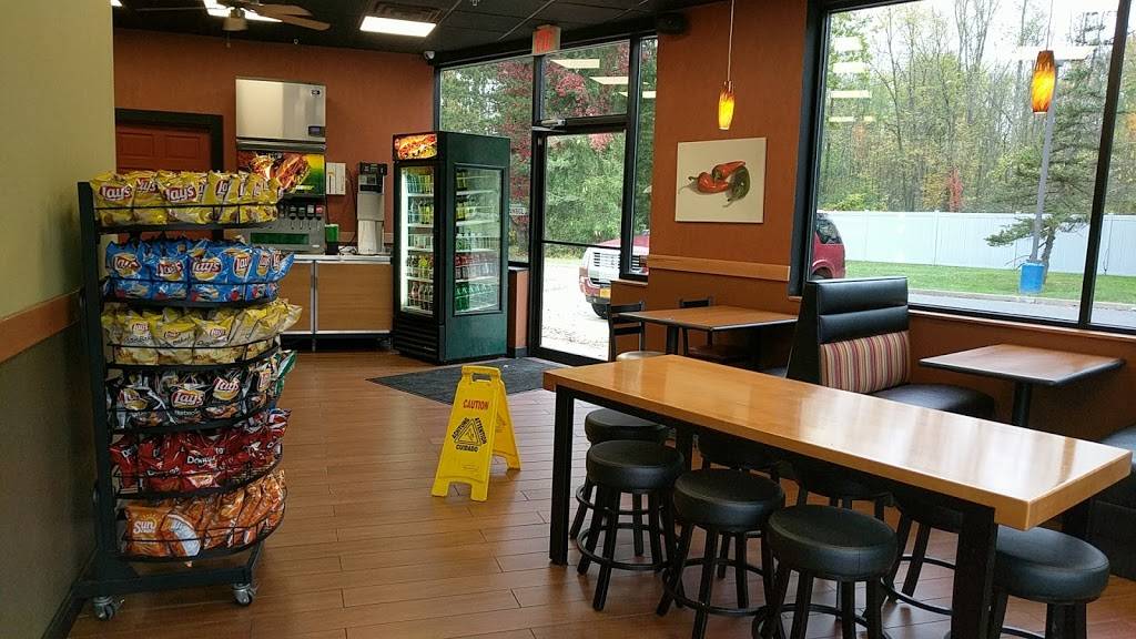 Subway | restaurant | 7879 Oswego Rd, Liverpool, NY 13090, USA | 3156523681 OR +1 315-652-3681