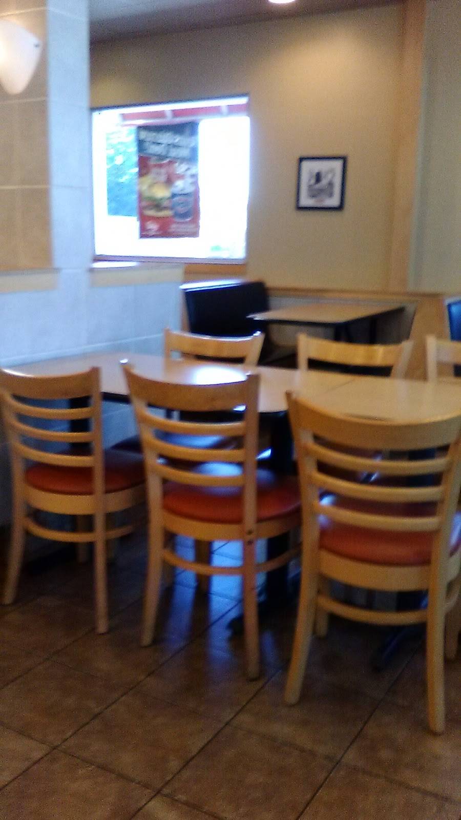 Dairy Queen | restaurant | 121 I-35 SOUTH BUSINESS, New Braunfels, TX 78130, USA | 8306252304 OR +1 830-625-2304