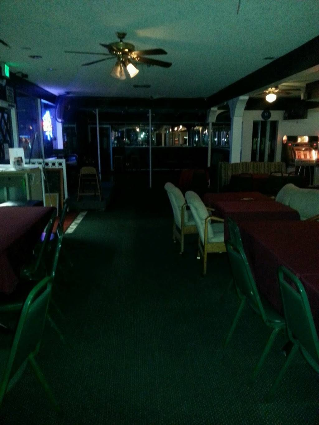 Los Robles Grill | restaurant | 14101 Hawthorne Blvd, Hawthorne, CA 90250, USA | 3106792051 OR +1 310-679-2051