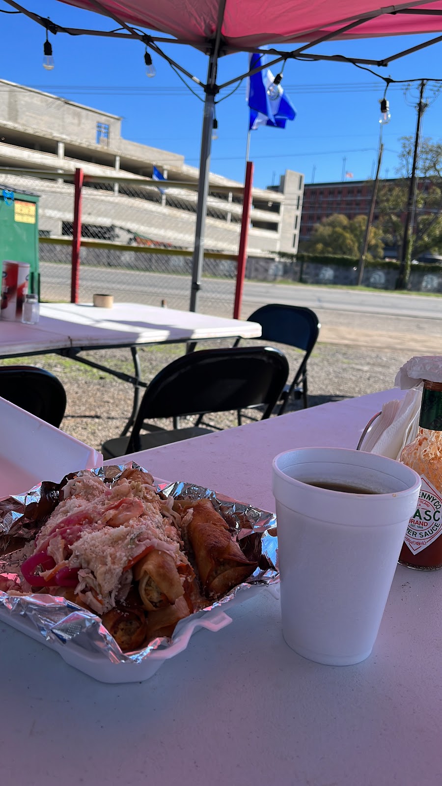 Pupusería El sabor Chalateco | restaurant | 1124 Airport Blvd, Austin, TX 78702, USA | 5125877737 OR +1 512-587-7737