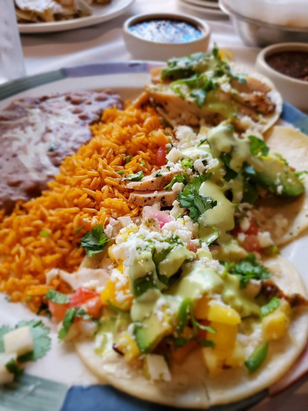 Cantina Laredo | restaurant | 530 Throckmorton St, Fort Worth, TX 76102, USA | 8178100773 OR +1 817-810-0773