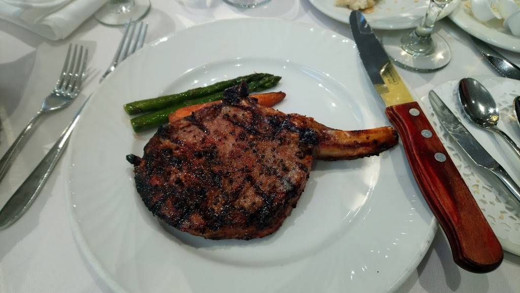 Chateau Royal Reception Hall | restaurant | boulevard du 1x2, 3500 Boulevard du Souvenir, Laval, QC H7V 1X2, Canada | 5143331000 OR +1 514-333-1000