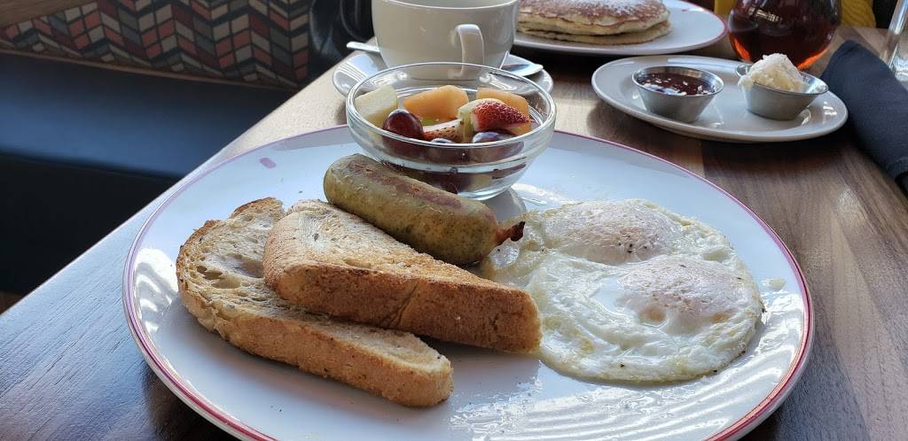 Founding Farmers DC | restaurant | 1924 Pennsylvania Ave NW, Washington, DC 20006, USA | 2028228783 OR +1 202-822-8783