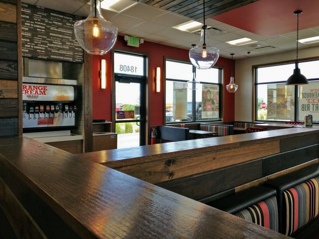 Arbys | restaurant | 18408 E 47th Ave, Denver, CO 80249, USA | 3033071395 OR +1 303-307-1395