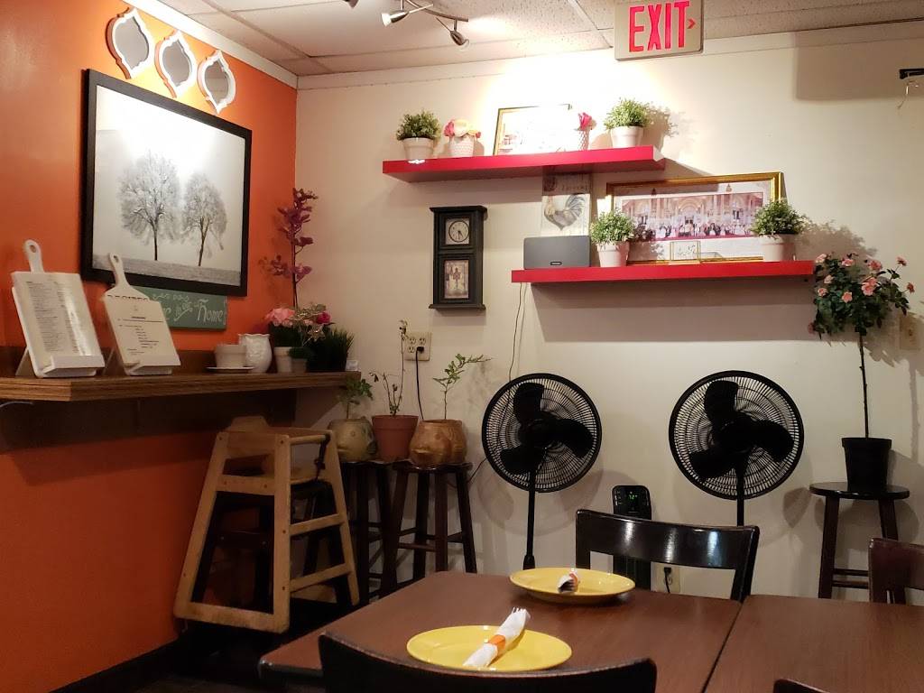 Le Thai Cuisine | restaurant | 7200 Telegraph Square Dr U, Lorton, VA 22079, USA | 7035501235 OR +1 703-550-1235