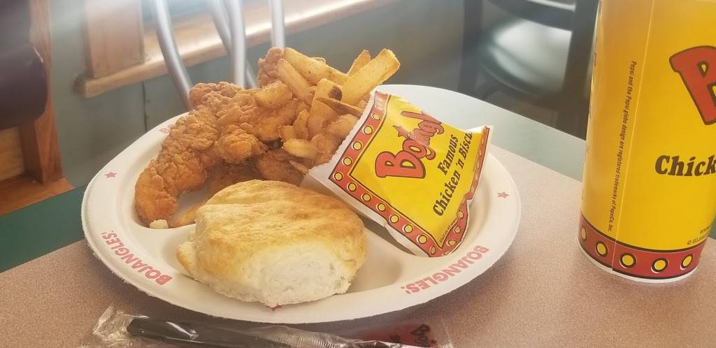 Bojangles Famous Chicken n Biscuits | restaurant | 7085 US-70, Newport, NC 28570, USA | 2522233592 OR +1 252-223-3592