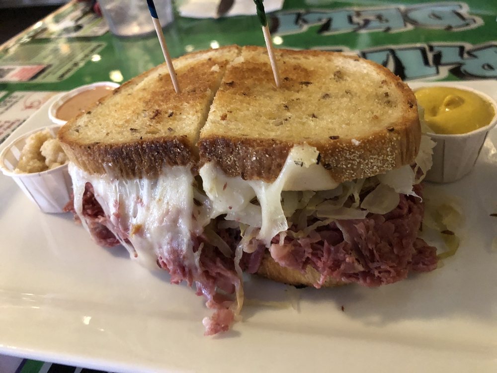 Primos Deli | restaurant | 1707 Vernon Odom Blvd, Akron, OH 44320, USA | 3307459056 OR +1 330-745-9056