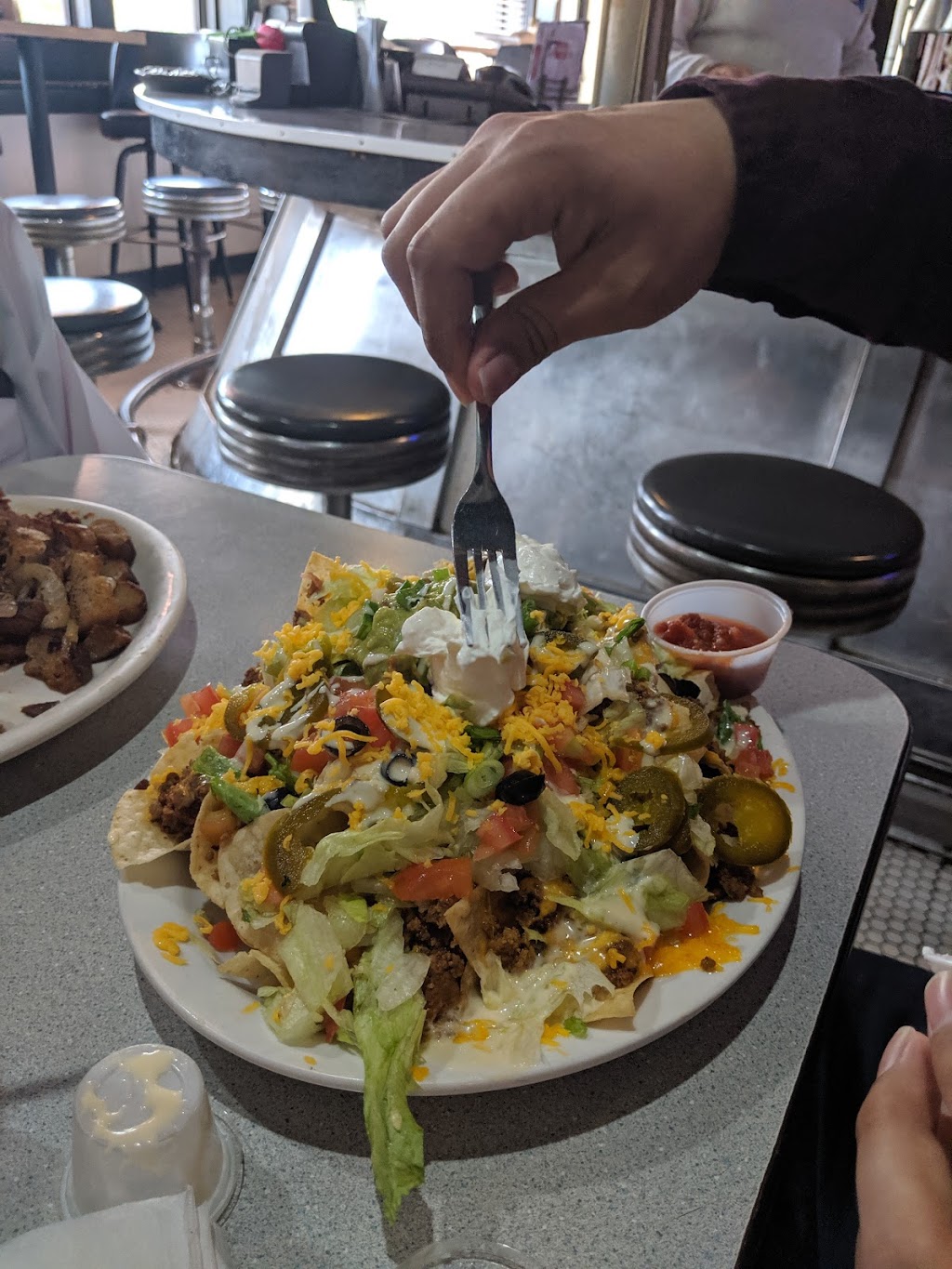 White House Cafe | restaurant | 323 S Adams Ave, Camden, AR 71701, USA | 8708362255 OR +1 870-836-2255