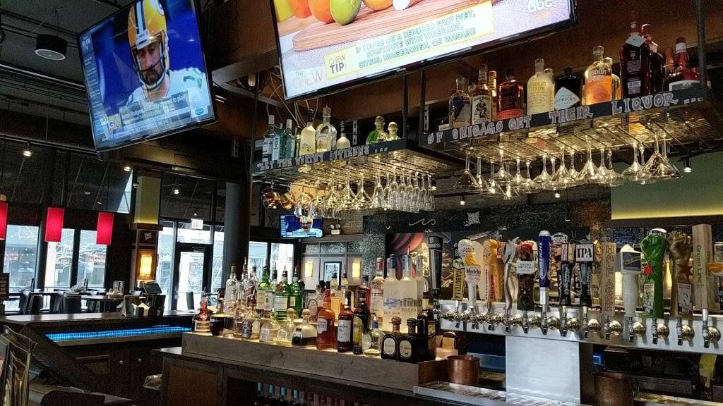 Bar Louie | night club | 1325 S Halsted St, Chicago, IL 60607, USA | 3127331411 OR +1 312-733-1411