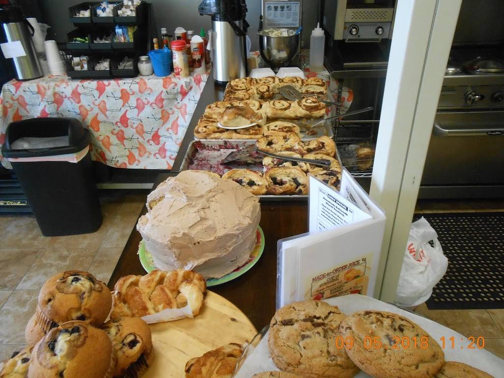 Moms Restaurant Cape Coral | restaurant | 1239 Cape Coral Pkwy E, Cape Coral, FL 33904, USA | 2392090707 OR +1 239-209-0707