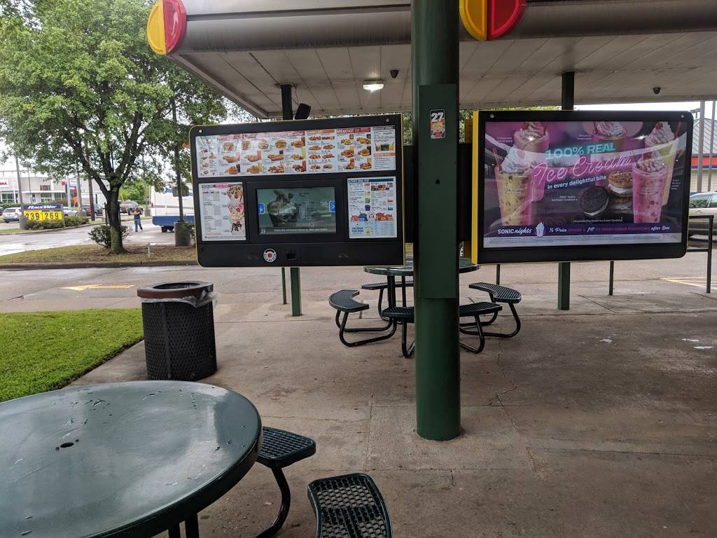Sonic Drive-In | restaurant | 12419 Kuykendahl Rd, Houston, TX 77090, USA | 2818740599 OR +1 281-874-0599