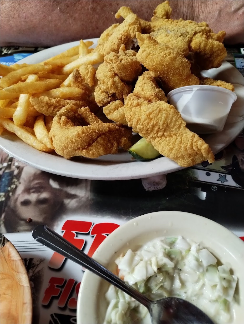 Freds Fish House | restaurant | 3777 Harrison St, Batesville, AR 72501, USA | 8707932022 OR +1 870-793-2022