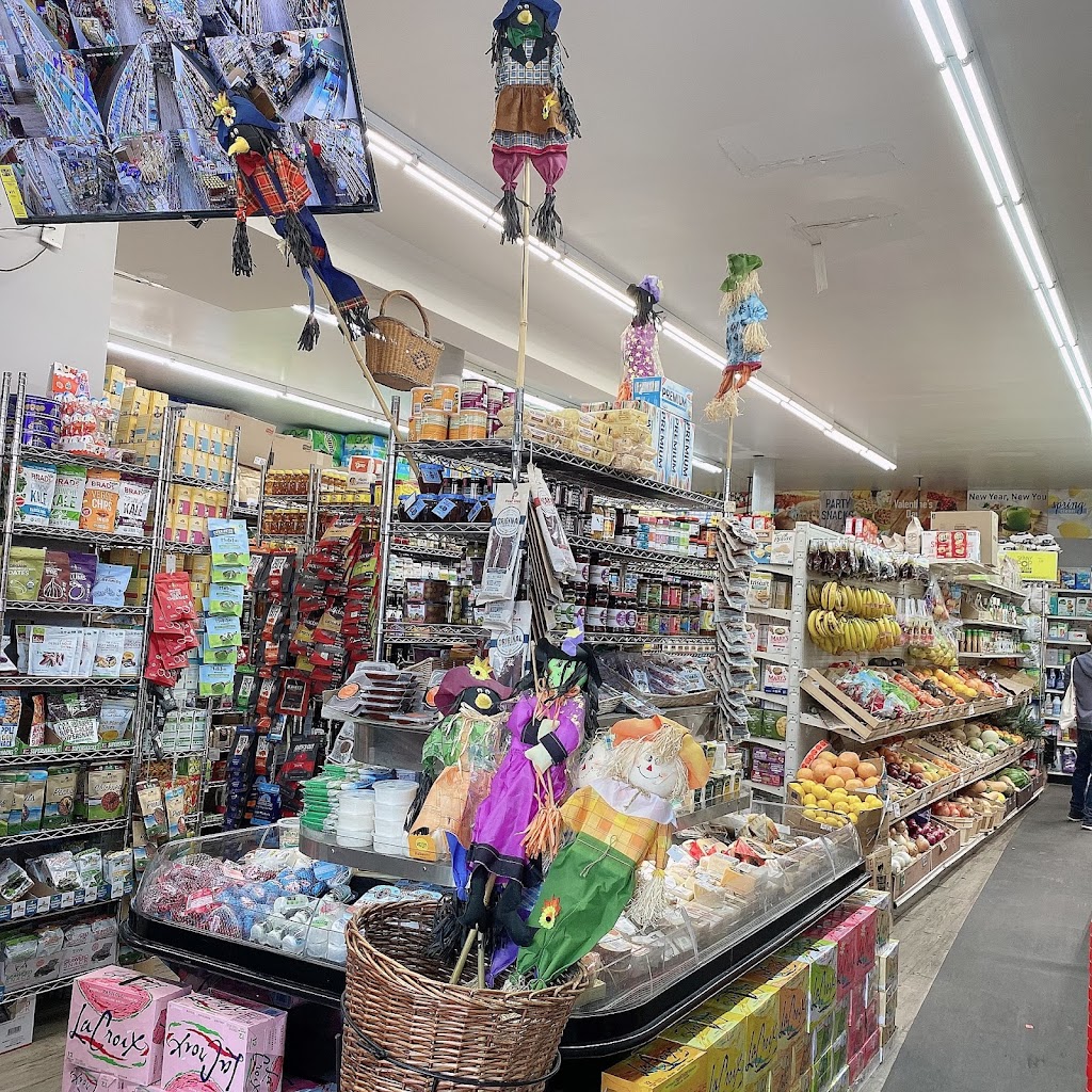 BROOKLYN BORN MINI MARKET | restaurant | 1426 Bedford Ave, Brooklyn, NY 11216, USA | 7186228300 OR +1 718-622-8300