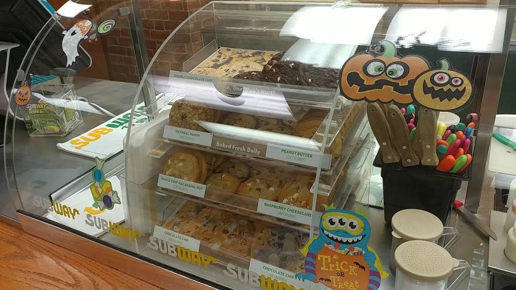 Subway | restaurant | 2200 Roswell Rd, Marietta, GA 30062, USA | 7705781818 OR +1 770-578-1818