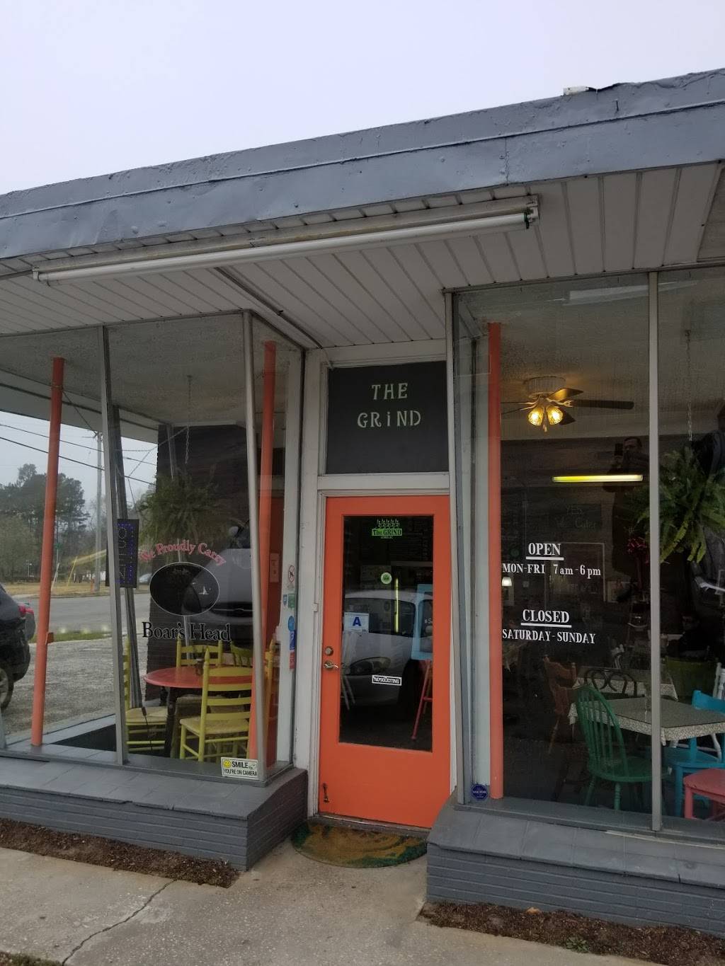 The Grind | restaurant | 5009 Main St, Loris, SC 29569, USA | 8437561883 OR +1 843-756-1883