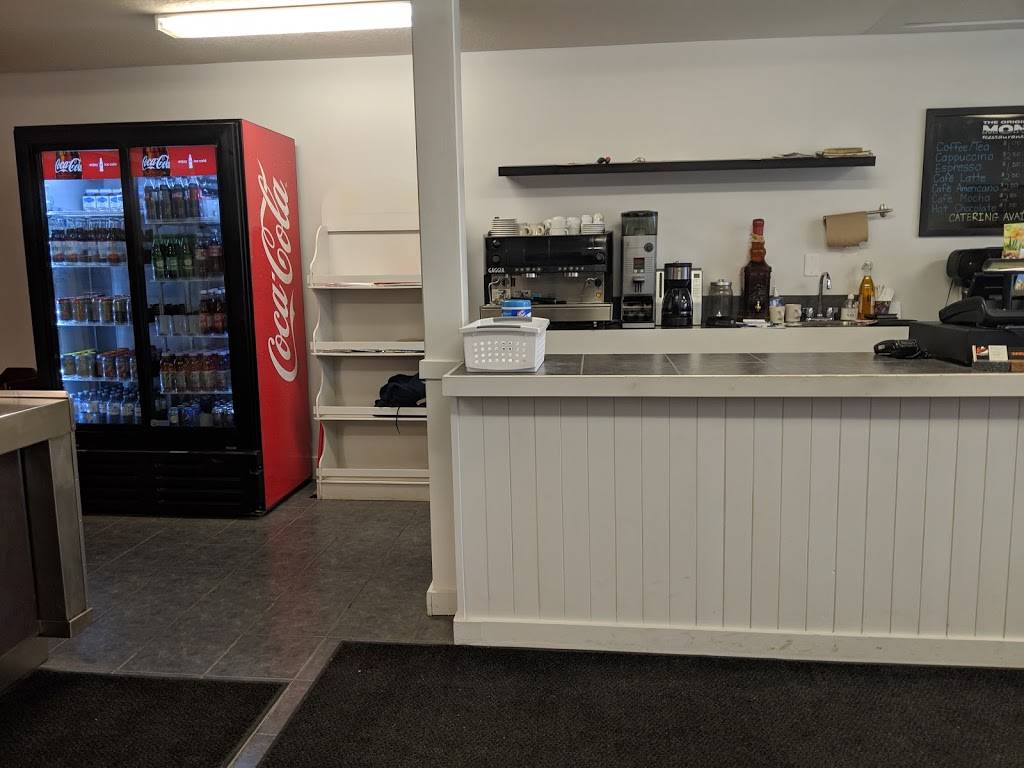 Mondos The Original Mondos Restaurant & Deli | restaurant | 461 Dunlop St W, Barrie, ON L4N 1C2, Canada | 7057301617 OR +1 705-730-1617