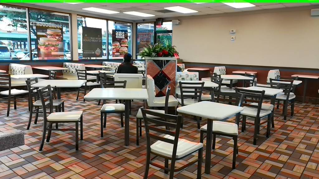 Burger King | restaurant | 7406 Fondren Rd, Houston, TX 77074, USA | 7137741101 OR +1 713-774-1101