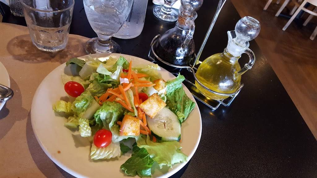 Sals Place | restaurant | 1495 Hicksville Rd # 1, North Massapequa, NY 11758, USA | 5167313417 OR +1 516-731-3417