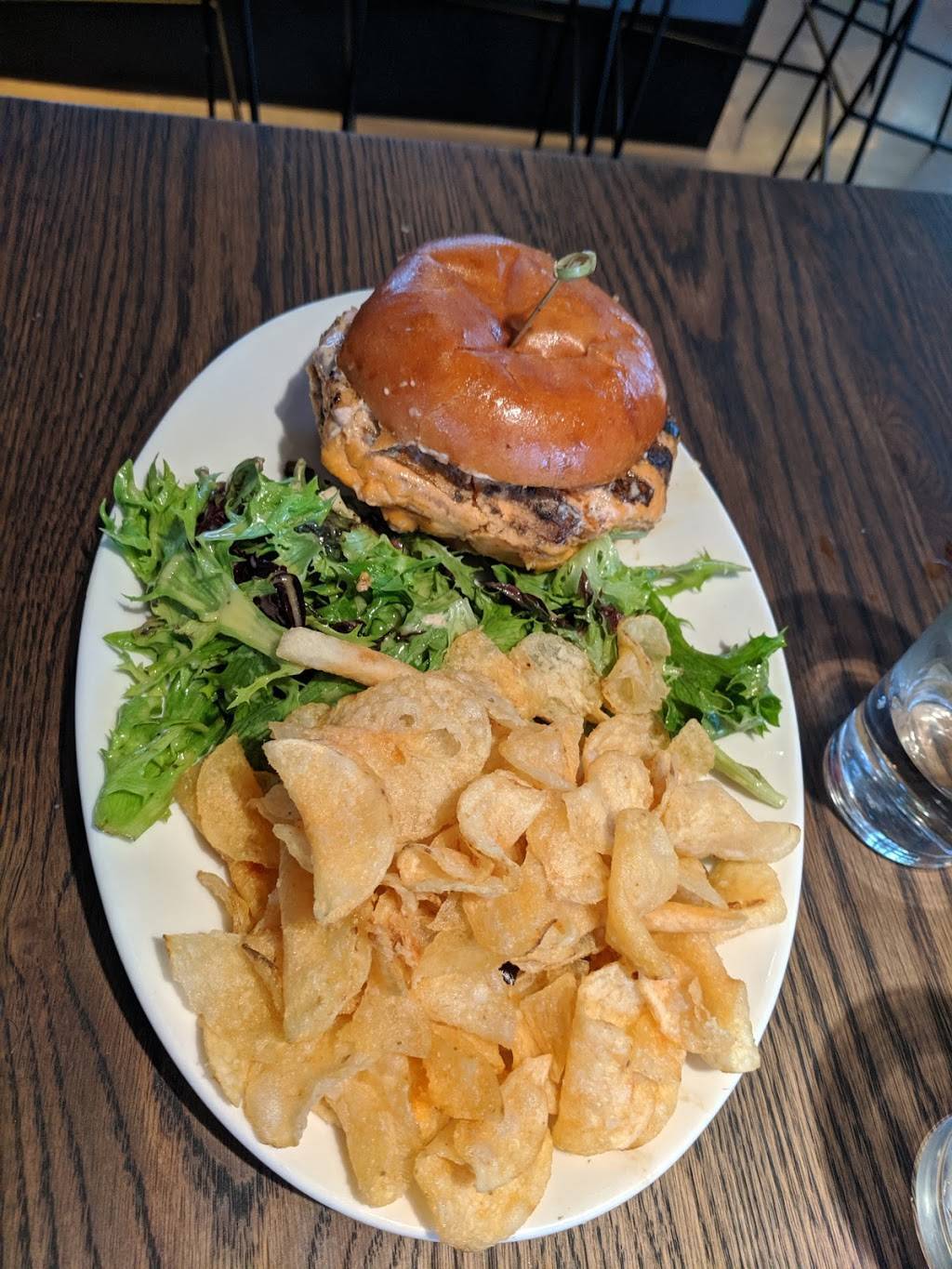 Next Door | Vernon Hills | restaurant | 899 N Milwaukee Ave #100, Vernon Hills, IL 60061, USA | 2243601750 OR +1 224-360-1750