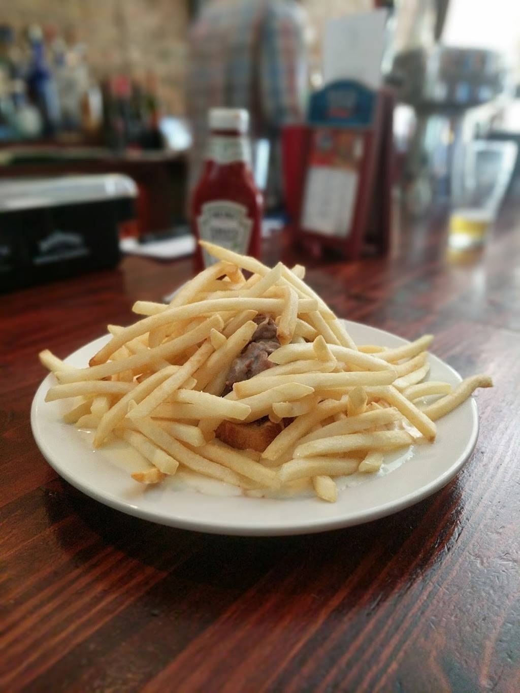 6 Degrees | restaurant | 1935 N Damen Ave, Chicago, IL 60647, USA | 7739048812 OR +1 773-904-8812