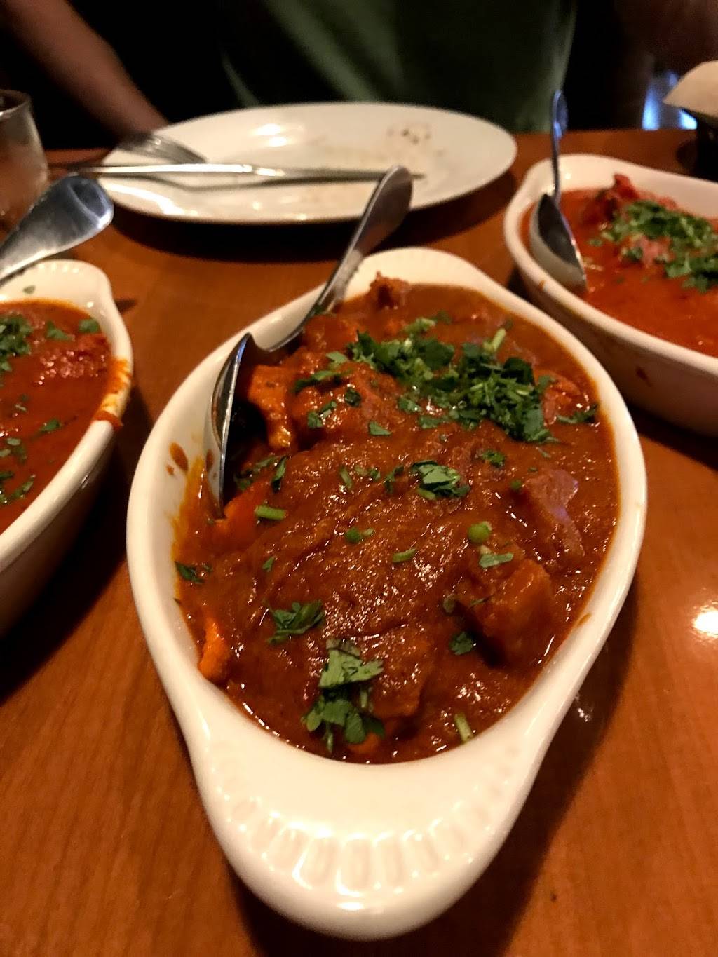 Indian Twist | restaurant | 4660 E Camp Lowell Dr, Tucson, AZ 85712, USA | 5204955499 OR +1 520-495-5499