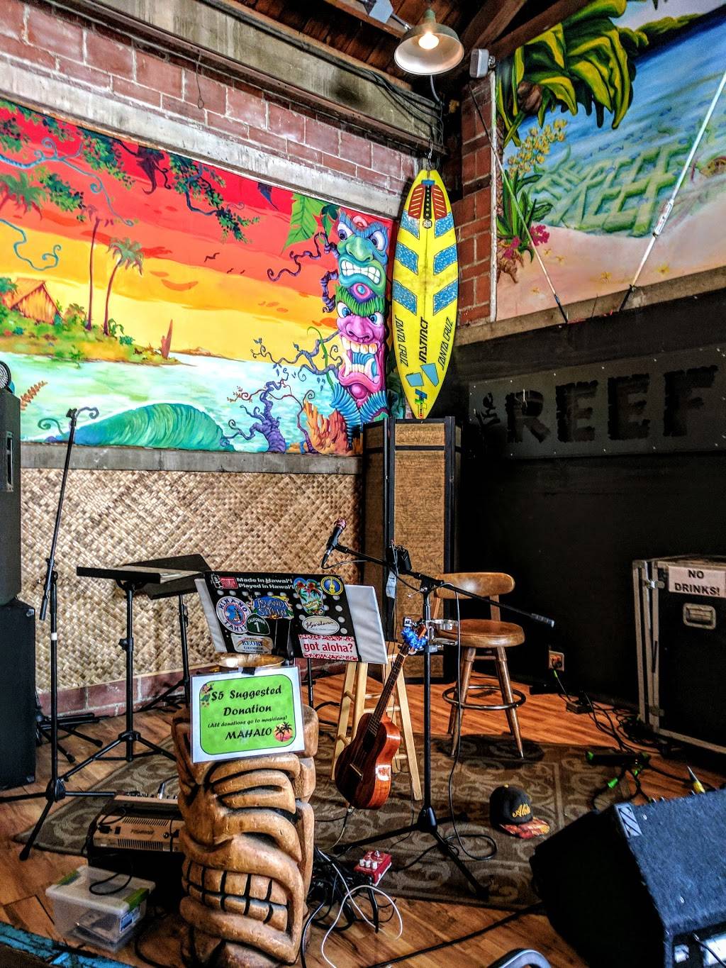 The Reef | restaurant | 120 Union St, Santa Cruz, CA 95060, USA | 8314599876 OR +1 831-459-9876