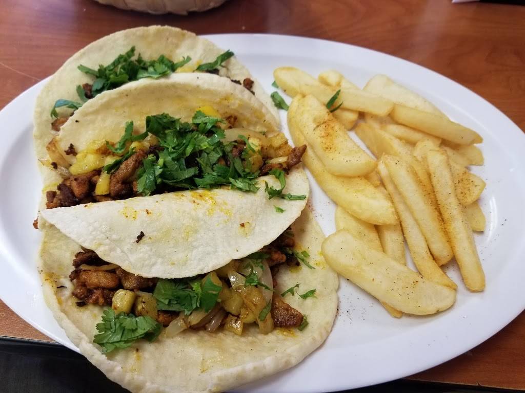 Unos Pnches Tacos | restaurant | 1402 Northwood St, Houston, TX 77009, USA | 7135051218 OR +1 713-505-1218