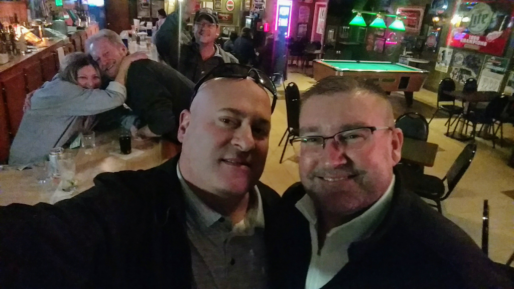 Madison Club Bar | restaurant | 32275 Stephenson Hwy, Madison Heights, MI 48071, USA | 2485884433 OR +1 248-588-4433