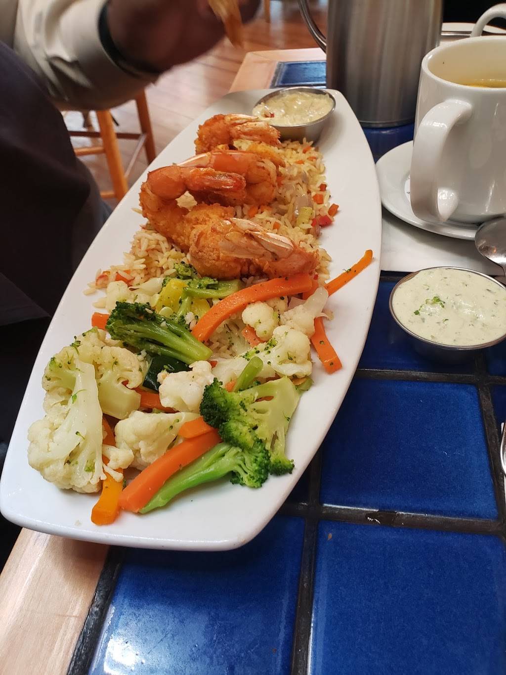 Cappys Restaurant | restaurant | 5011 Broadway St, San Antonio, TX 78209, USA | 2108289669 OR +1 210-828-9669