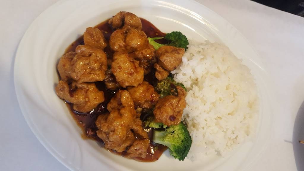 Ye’s Asian Vegan Kitchen | restaurant | 2469 Hilliard Rome Rd, Hilliard, OH 43026, USA | 6148501888 OR +1 614-850-1888