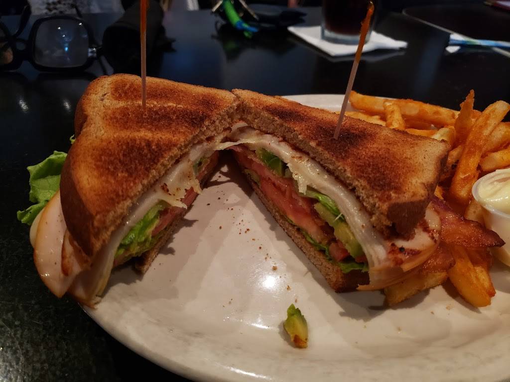 Sinclairs East | restaurant | 7847 Vaughn Rd, Montgomery, AL 36117, USA | 3342717654 OR +1 334-271-7654