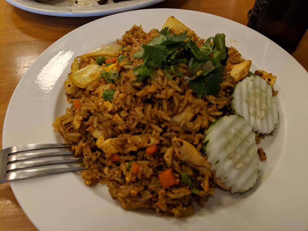 Rainbow Thai Cuisine | meal takeaway | 4825 N Western Ave, Chicago, IL 60625, USA | 7737547660 OR +1 773-754-7660