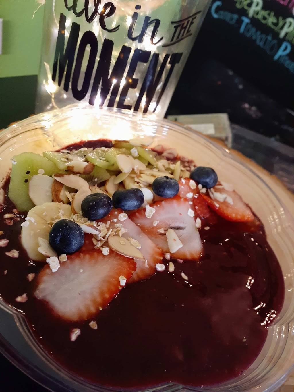 Galas Bar juices & Smoothies | restaurant | 8409 Dyer St ste b, El Paso, TX 79904, USA | 9153030652 OR +1 915-303-0652