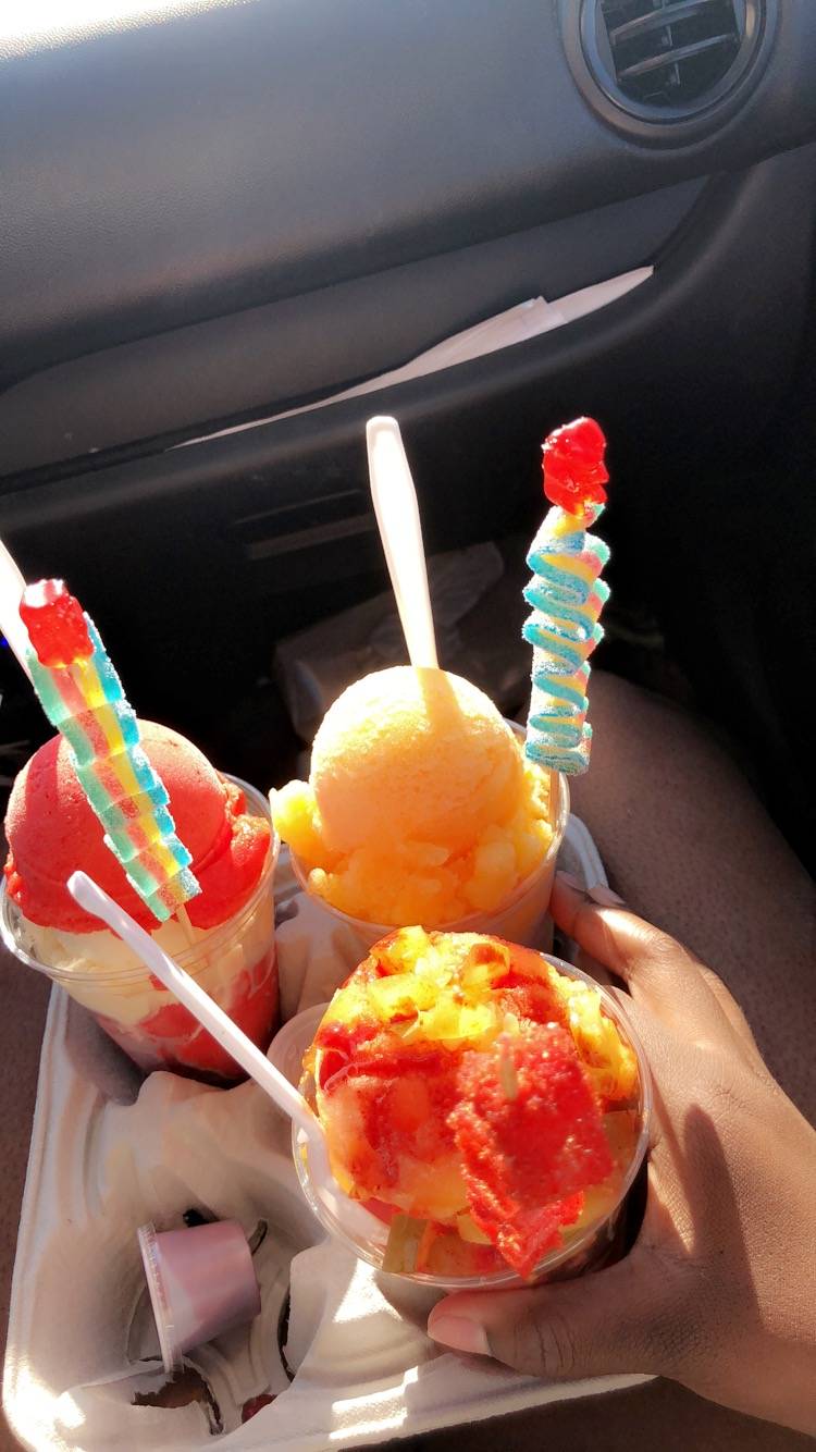 Two Dollar Snacks | meal takeaway | 7898 US-281, Leming, TX 78050, USA | 2102047282 OR +1 210-204-7282