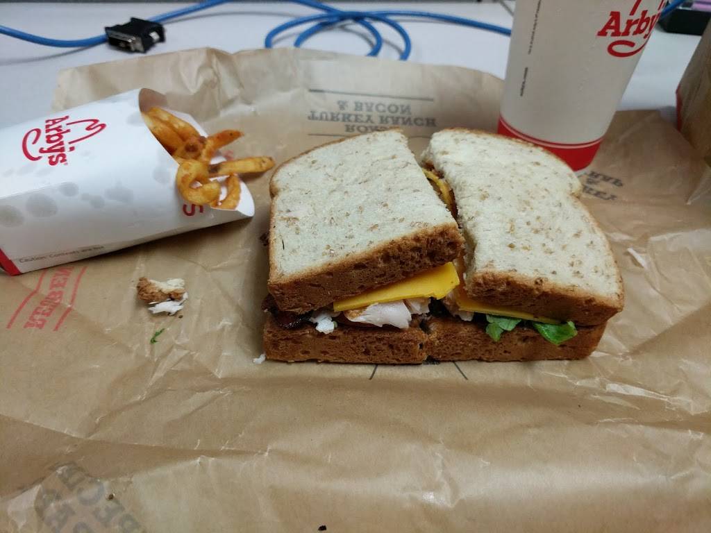 Arbys | restaurant | 5050 28th St SE, Grand Rapids, MI 49512, USA | 6169420461 OR +1 616-942-0461