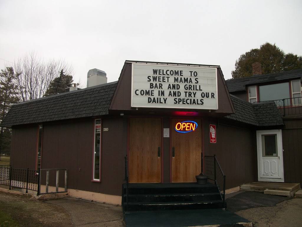 Sweet Mamas Bar and Grill | restaurant | W128 Center St, Krakow, WI 54137, USA | 9208996262 OR +1 920-899-6262