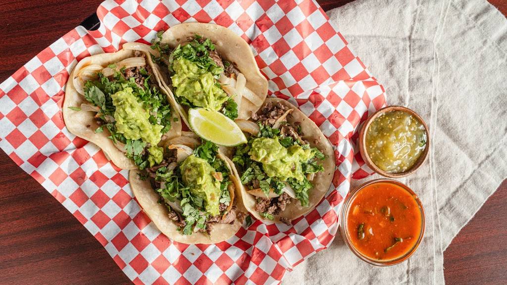 Hippos Mexican Burgers and More | restaurant | 3700 W 144th Ave, Broomfield, CO 80023, USA | 7204288427 OR +1 720-428-8427